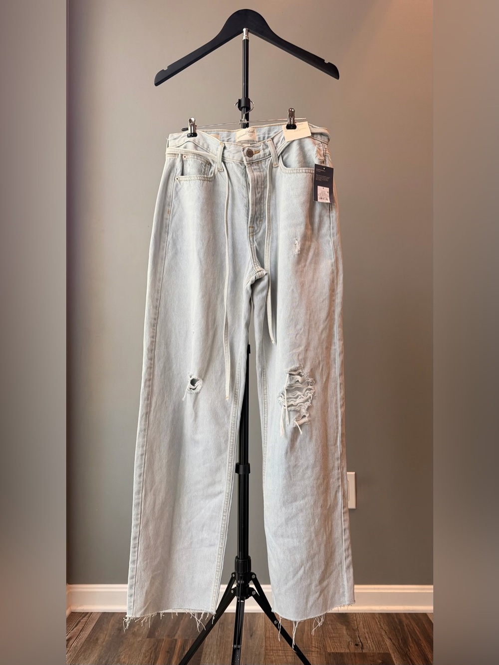 Universal Thread Mid Rise 90s Baggy Distressed Raw Hem Jeans NWT Streetwear 4
